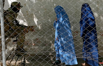 Strict rules in Kabul: Taliban deny women access to parks