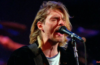 218,000 for Steve Jobs' slippers: Kurt Cobain's broken guitar fetches 486,000 dollars