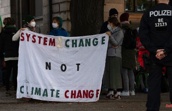 System change instead of climate protection: the Office for the Protection of the Constitution is monitoring some climate activists