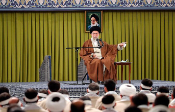 Religious leader is alarmed: Khamenei warns Iranians about Western propaganda