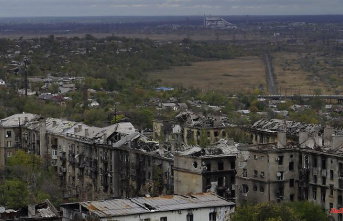 Against frontline breakthroughs: London observes "Dragon's Teeth" near Mariupol