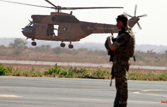 "Two coups in three years": London pulls soldiers out of Mali early