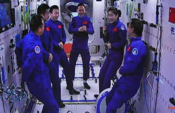 Six months in space: Taikonaut crew reaches "Heavenly Palace"