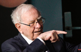 For over a billion dollars: Buffett massively sells shares of Tesla rival BYD