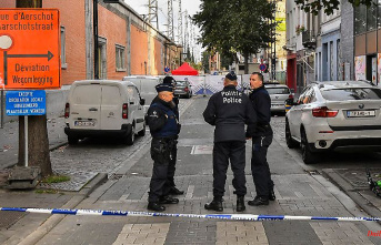 Police officer fatally injured: knife attacker in Belgium was on the terror list