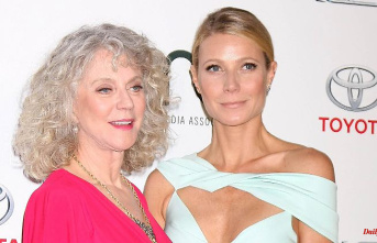 Gwyneth Paltrow's Mom: Blythe Danner Reveals Rare Cancer Diagnosis