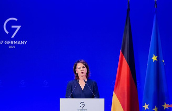 North Rhine-Westphalia: Baerbock regrets removal of cross for G7 meeting