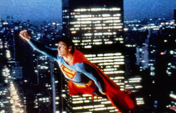 A piece of film history: Iconic "Superman" costume auctioned