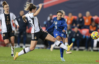 Oberdorf injured: DFB women lose endurance test against USA