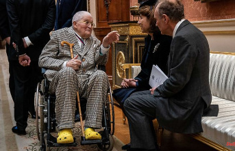 "Wonderfully Chosen": Painter Meets King Charles in Yellow Crocs