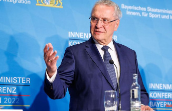 Bavaria: Herrmann: "Reichsbürger" activities are "new category"
