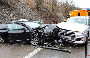 North Rhine-Westphalia: Woman dies in an accident on federal highway 54