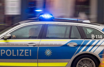 Bavaria: patrol car in action rams car at intersection