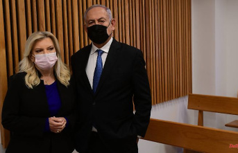 Allusion to death penalty?: Netanyahu's son demands trial for treason