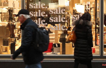 "Consumers duck their heads": "Inflation scythe" hits retail - sales fall