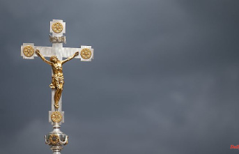 The cross with the cross: One in four is considering leaving the church