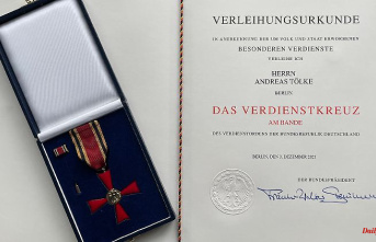 Paperwork vs. real war: What is actually the point of a cross of merit on a ribbon?