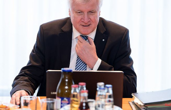 Retirement as a "fountain of youth": Horst Seehofer learns C