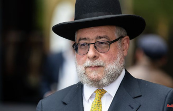 Warning of "mass anger": Moscow's ex-chief rabbi calls on Jews to flee Russia