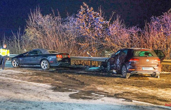 Baden-Württemberg: collision on a snowy road - four injured