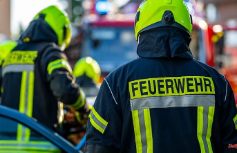 North Rhine-Westphalia: Man saved unconscious from burning apartment