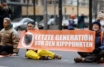 Let's not be "deterred": "Last Generation" wants to keep blocking roads