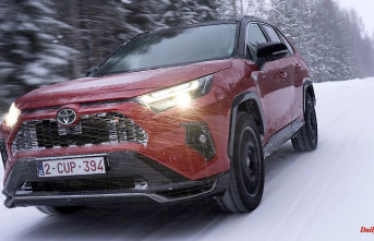Sporty in the new model year: Toyota RAV4 GR Sport - powerful and spacious
