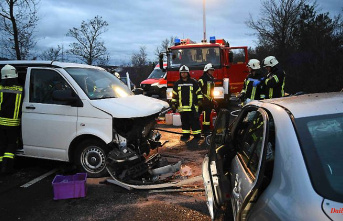 Baden-Württemberg: collision between minibus and car: seven injured