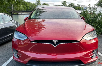 Autopilot risk update: Tesla has to recall 360,000 vehicles
