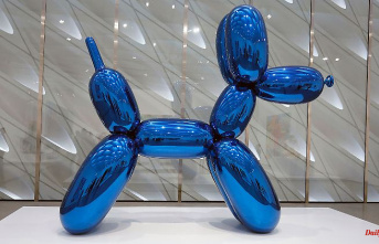 40,000 euros more expensive "Balloon Dog": Woman breaks valuable Koons sculpture