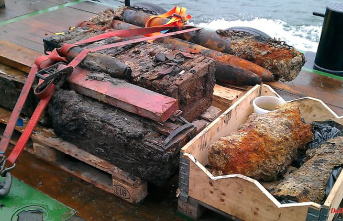 Remnants of WW2: old ammunition in seas to be recovered from 2024