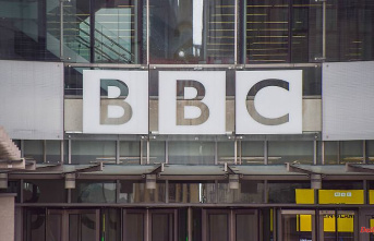 After critical documentary on Modi: Indian investigators search several BBC offices