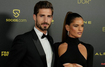 Kevin Trapp is on fire: Izabel Goulart is "ready for Carnaval"