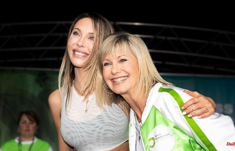Daughter Chloe gives interview: Those were Olivia Newton-John's last words