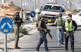 "Terrorist attack": Palestinians shoot dead two Israeli settlers