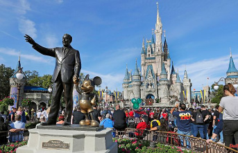 Revenge of Governor DeSantis?: Florida revokes Disney rights to theme park area