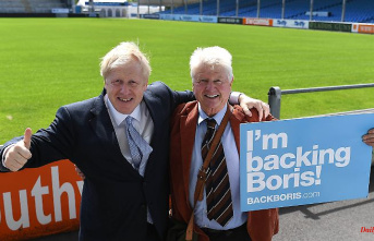 Allegations of nepotism: Boris Johnson wants to have his father knighted