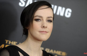 Emotional Instagram post: Jena Malone on abuse during "Tribute" shoot