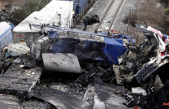 36 fatalities in Greece: Station master arrested after train accident