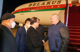 Visit in times of war: Lukashenko courts military cooperation in Beijing
