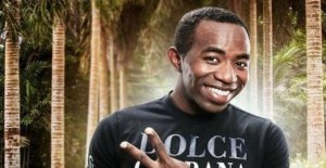The comedian Kham died in a road accident in a jet-ski...