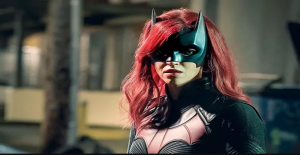 Ruby Rose says he left Batwoman because he was mistreated...