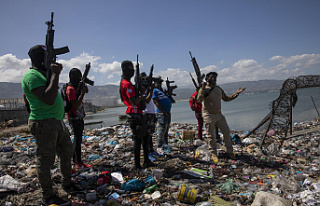 The difficult relationship between gangs in Haiti...
