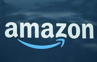 Amazon to cut down plastic packaging in Germany