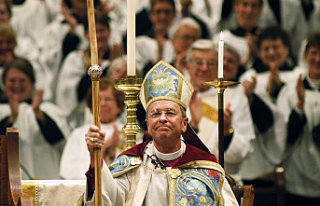 1st U.S. gay bishop remembers Tutu's generosity,...