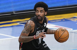 Still no vax, Kyrie’s back: Nets look to star guard...