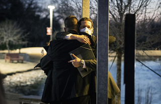 Texas Synagogue hostage-taker stayed in shelters around...