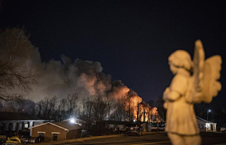 Near N. Carolina's fertilizer plant fire, thousands...