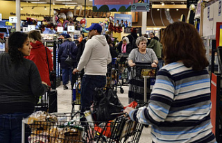 California grocery workers vote for strike authorization