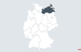 Mecklenburg-Western Pomerania: Helicopter sprays biocide...